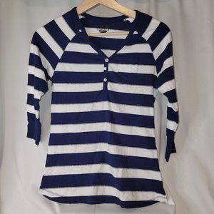 CherryStix girl's shirt - 3/4 sleeve v-neck - buttons - blue stripe - Like New